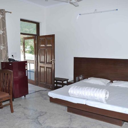 Отель Shivanta Residency Ришикеш Номер фото