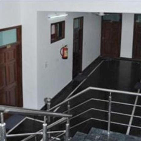 Отель Shivanta Residency Ришикеш Экстерьер фото